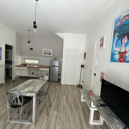 La Casa Di Nina Acomodação com café da manhã Lecce Exterior foto
