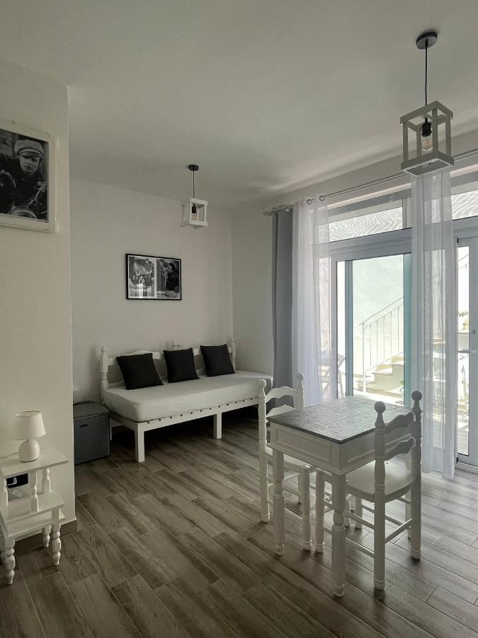 La Casa Di Nina Acomodação com café da manhã Lecce Exterior foto