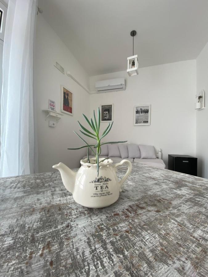 La Casa Di Nina Acomodação com café da manhã Lecce Exterior foto