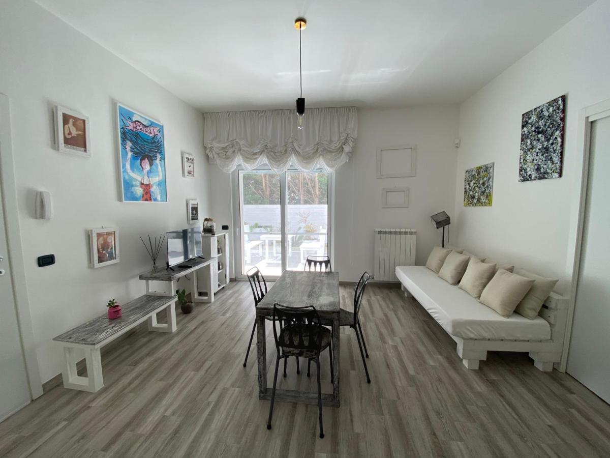La Casa Di Nina Acomodação com café da manhã Lecce Exterior foto